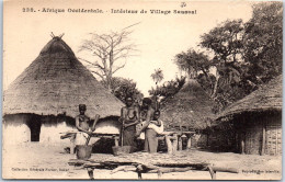 SENEGAL - Interieur De Village Saussai  - Sénégal