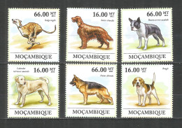 Mozambique 2011 Mint Stamps MNH(**) Dogs - Mosambik