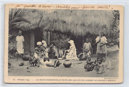TOGO - Les Soeurs Missionnaires De Notre-Dame Des Apôtres Soignant Des Malades à Domiciles - VOIR LES SCANS POUR L'ÉTAT  - Togo