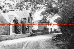 F006268 Hampshire. Boldre. The Motorcycle Is Standing At The House - REPRODUCTION - Other & Unclassified