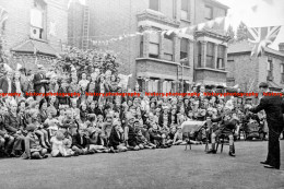 F006272 Mitcham. London. British Children Street Party - REPRODUCTION - Other & Unclassified