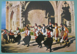 Delcampe - Kyrenia / Κερύνεια - Cypriot Folklore At Bellapais Abbey - Zypern