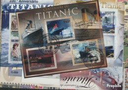 Motive Briefmarken-25 Verschiedene Titanic Marken - Barcos