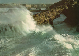 CPM - P - PYRENEES ATLANTIQUES - BIARRITZ - GROS TEMPS SUR BIARRTIZ - Biarritz