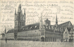 Belgique Cpa Ypres Les Halles Et Le Beffroi - Andere & Zonder Classificatie