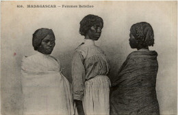 Madagascar - Femmes Betsileo - Madagascar