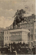 Kobenhavn - Biskop Absalons Statue - Denemarken