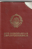 P304 -   SFR YUGOSLAVIA   --  PASSPORT    -  LADY  - 1981  --  VISA:  KENYA  ( EAST AFRICA ), MALAYSIA, SINGAPORE, - Historische Dokumente