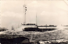 Ostende : Tempête Sur L'estacade - Oostende