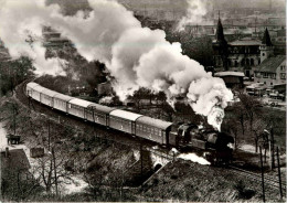 Dampflokomotive Ausfahrt Aus Gera - Treinen