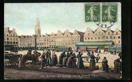 CPA Arras, Le Marché Sur La Grand`Place  - Arras