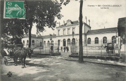 86 CHATELLERAULT LA GARE - Chatellerault