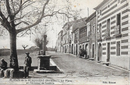 34)  SAINT  JEAN De La BLAQUIERE  - La Place Et L' Avenue De Lodève - Autres & Non Classés