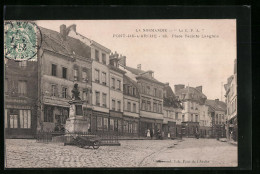 CPA Pont-de-L`Arche, Place Yacinthe Langlois  - Pont-de-l'Arche