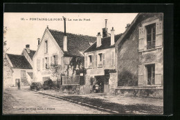 CPA Fontaine-le-Port, La Rue Du Pont  - Autres & Non Classés