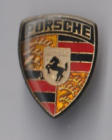 PIN'S   THEME  AUTOMOBILE  LOGO PORSCHE VARIANTE DE COULEUR  GRAND FORMAT - Porsche