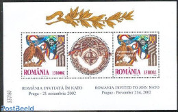 Romania 2002 NATO, Hologram S/s, Mint NH, History - Nature - Various - NATO - Birds - Birds Of Prey - Holograms - Unused Stamps