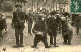 OURS - Carte Postale Des Pyrénées - Montreurs D'Ours - L 152045 - Orsi