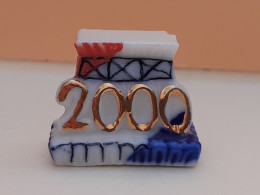 FEVE  - FEVES - "PUZZLE 3D TOUR EIFFEL 2000 - LA FRANCE SALUE L'AN 2000" - (voir Descriptif) - Autres & Non Classés