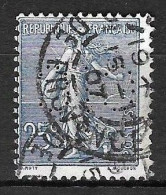 777	N°	132	Perforé	-	CIC 172	-	CREDIT INDUSTRIEL Et COMMERCIAL - Used Stamps