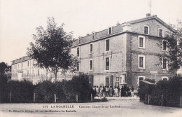 17) LA ROCHELLE - LA CASERNE CHASSELOUP - LAUBAT  - EDIT. R.  BERGEVIN - ( 2 SCANS ) - La Rochelle
