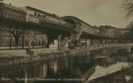 Berlin - Hochbahnhof Möckernbrücke Am Landwehrkanal - Trains