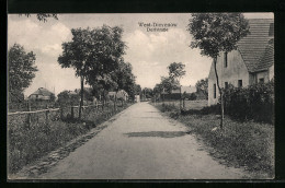 AK West-Dievenow, Häuser An Der Dorfstrasse  - Pommern