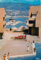 83 - Bormes Les Mimosas - Le Port De Bormes - Au 1e Plan La Piscine Puis La Capitainerie - Etat Plis Visibles - CPM - Vo - Bormes-les-Mimosas