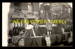 80 - ALBERT - PROCESSION - ANNEES 30 - 40-42-48 RUE CARNOT - CHAR - PANNEAU PTS CHIMIQUES HUGUEUX- CARTE PHOTO ORIGINALE - Albert