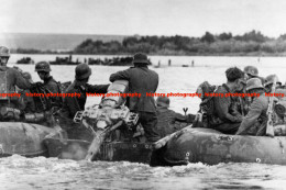 F015008 German Army Crossing Dnieper. Kremenchug. USSR. Russia. 1941 - REPRODUCTION - Other & Unclassified