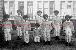F015800 Dark Faces. Boys Dressed In Similar Clothes. Liverpool. 1905 - REPRODUCTION - Other & Unclassified
