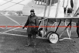 F015785 William Taylor Birchenough. Aviator. Maurice Farman Biplane. Hendon. 1912 - REPRODUCTION - Other & Unclassified