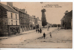 Carte Postale Ancienne Pré En Pail - Grande Rue - Pre En Pail