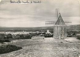 13 - Fontvieille - Vue Générale Et Le Moulin D'Alphonse Daudet - Les Alpilles - CPSM Grand Format - Voir Timbre - Voir S - Fontvieille