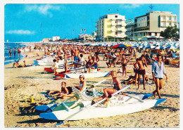 CPSM  10.5 X 15 Italie (445) IGEA MARINA  Spiaggia  La Plage - Rimini