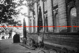 Q002840 Giants Grave. St Andrews Church. Penrith. Cumbria. 1976 - REPRODUCTION - Andere & Zonder Classificatie