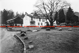 Q002838 Britannia Inn. Elterwater. Ambleside. Cumbria. 1982 - REPRODUCTION - Andere & Zonder Classificatie