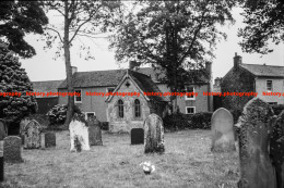 Q003490 Caldbeck Churchyard. Cumbria. 1975 - REPRODUCTION - Altri & Non Classificati