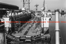 Q003210 Barrow In Furness. Docks. Cumbria. 1977 - REPRODUCTION - Altri & Non Classificati