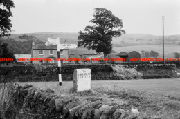 Q003131 Signpost Near Cartmel. Cumbria. 1968 - REPRODUCTION - Andere & Zonder Classificatie