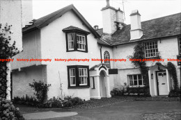 Q003119 Hawkshead. Methodist Church. Cumbria. 1973 - REPRODUCTION - Autres & Non Classés