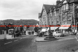 Q003115 Ambleside. Central Buildings. Cafe Dodd. Cumbria. 1965 - REPRODUCTION - Autres & Non Classés