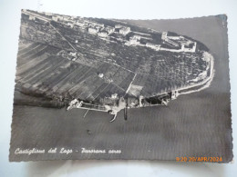 Cartolina  Viaggiata "CASTIGLIONE DEL LAGO Panorama Aereo"  1957 - Perugia