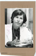 Politique  FRANCE - MONIQUE PELLETIER  Femme Politique, Ministre  Déléguée à  La Condition Féminine  En 1979 - Personnes Identifiées