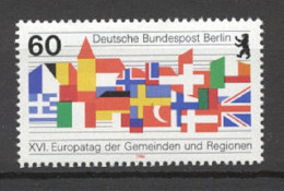 Berlin  719  * *  TB Europe - Unused Stamps