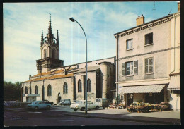 CPSM / CPM 10.5 X 15 Loire FEURS L'Eglise Et La Place Du Forum - Feurs