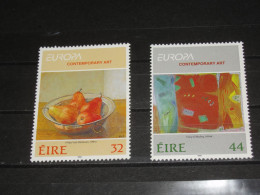 IERLAND,  NUMMER  825-826   POSTFRIS ( MNH), - Ungebraucht