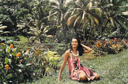 Polynésie Française CORAL ISLAND Image Du Film  (vahiné) Editions :VERONESE 12   Tahiti - Polynésie Française