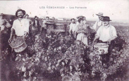 Agriculture - Vignes -  Les Vendanges - Les Porteurs - Vigne