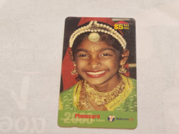 FiGI-(27FJC-FIJ-148)-Indian Girl-(91)(1999)-($5)-(  27FJC  027620)-(TIRAGE-76.000)-used Card+1card Prepiad Free - Fidji